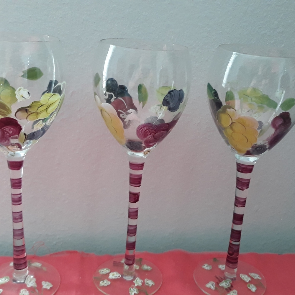 ❤❤🏡 NEW 3 SET GLASS OF WINE HAND PAINTED.  C 30 - Picture 9 of 14